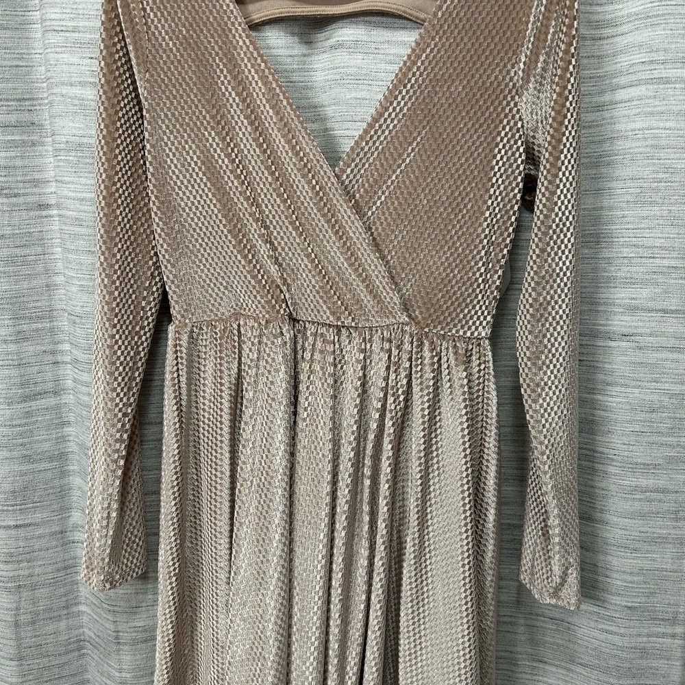 Gianni Bini long sleeve velvet style mini dress size medium